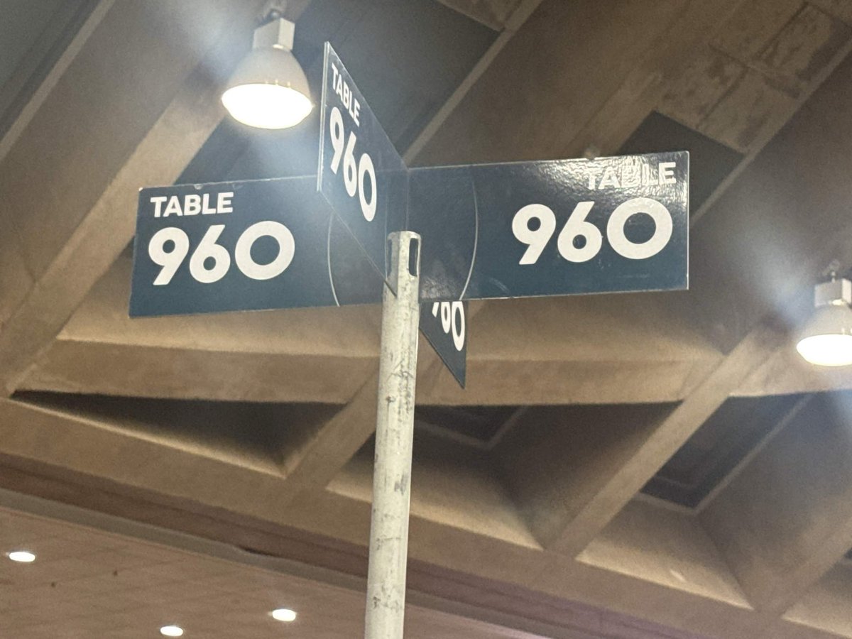 bread_tcg's tweet photo. If you're by 960 come find us! We're handing out merch! (: https://t.co/HvlgRit31w