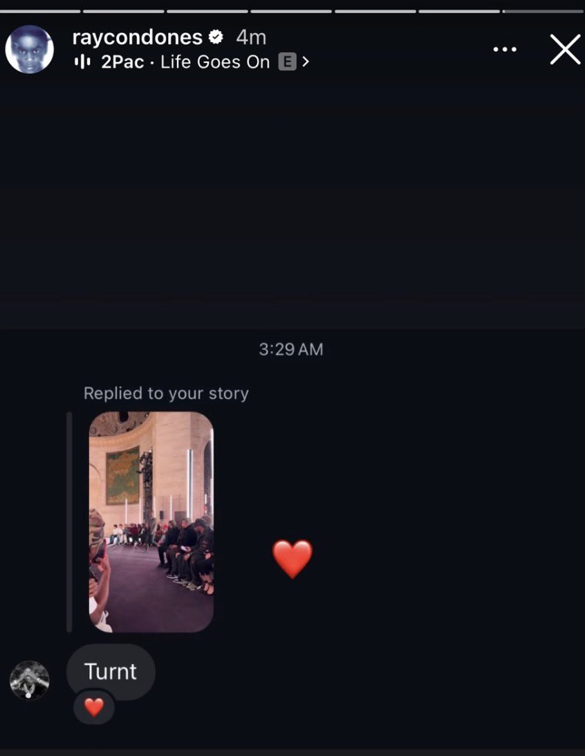1Netherless's tweet photo. Brucedropemoff shows a screenshot of Bloodhound Q50 texting him moments before getting shot at 😢 https://t.co/5EVaHwrLRF