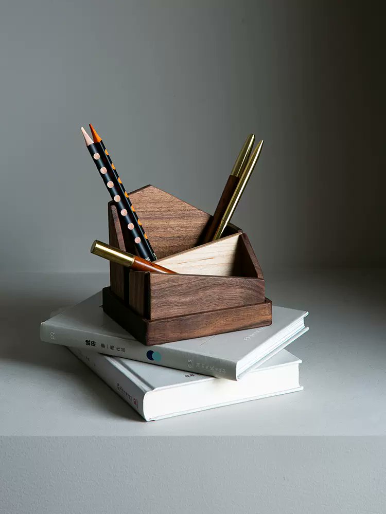evels264965's tweet photo. Turn an old mason jar into a stylish desk pen holder in 5 mins! Simple DIY that saves waste u0026 spruces up your workspace.， https://t.co/Pt7ruSVZ1O