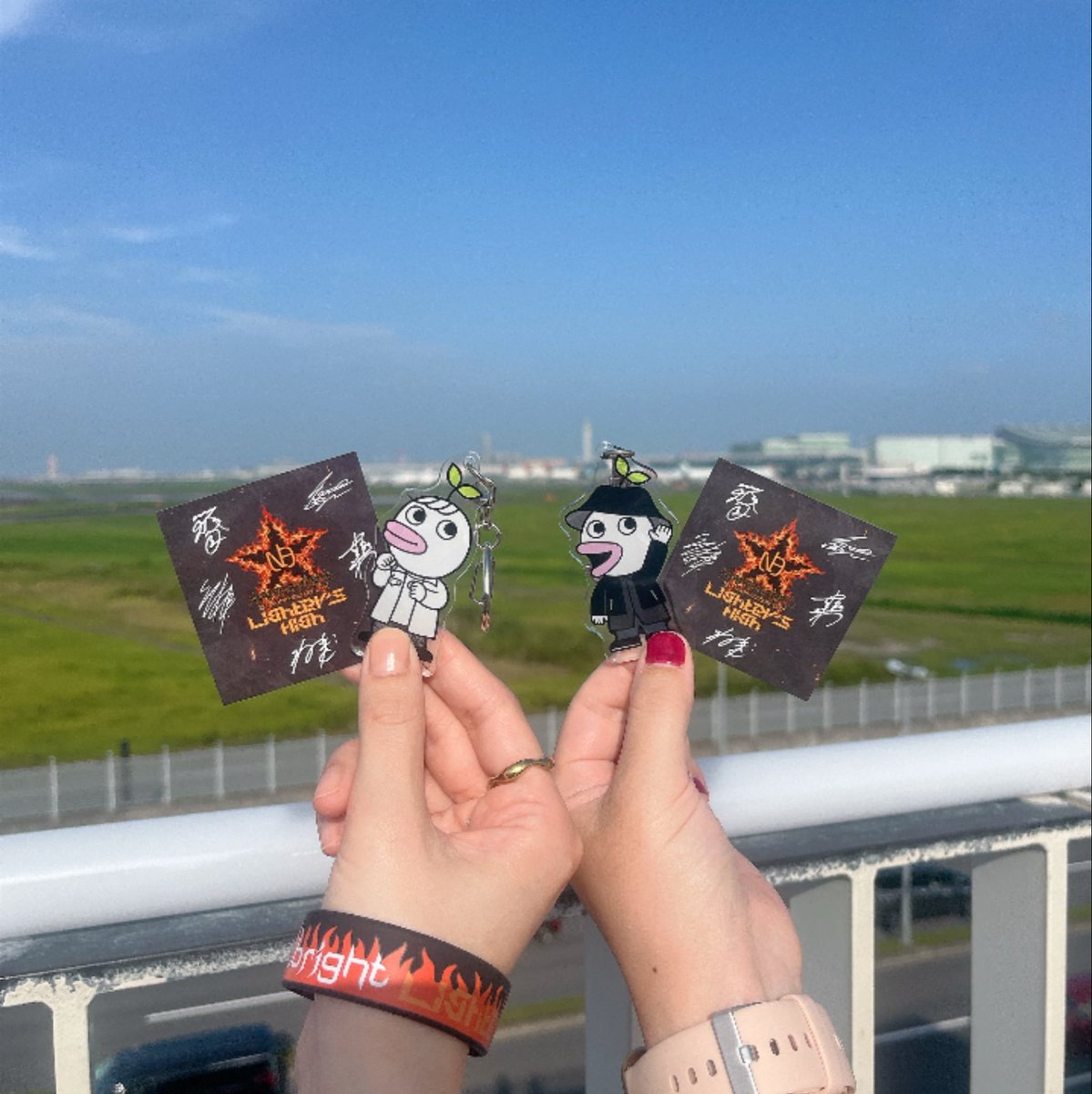 hatachan_vo's tweet photo. ライブ始まる前より終わった方が元気❤️‍🔥
13周年おめでとう。Novelbrightがいるから私の人生輝き増してる❕ありがとう😭😭😭 https://t.co/CNmg5GmA87