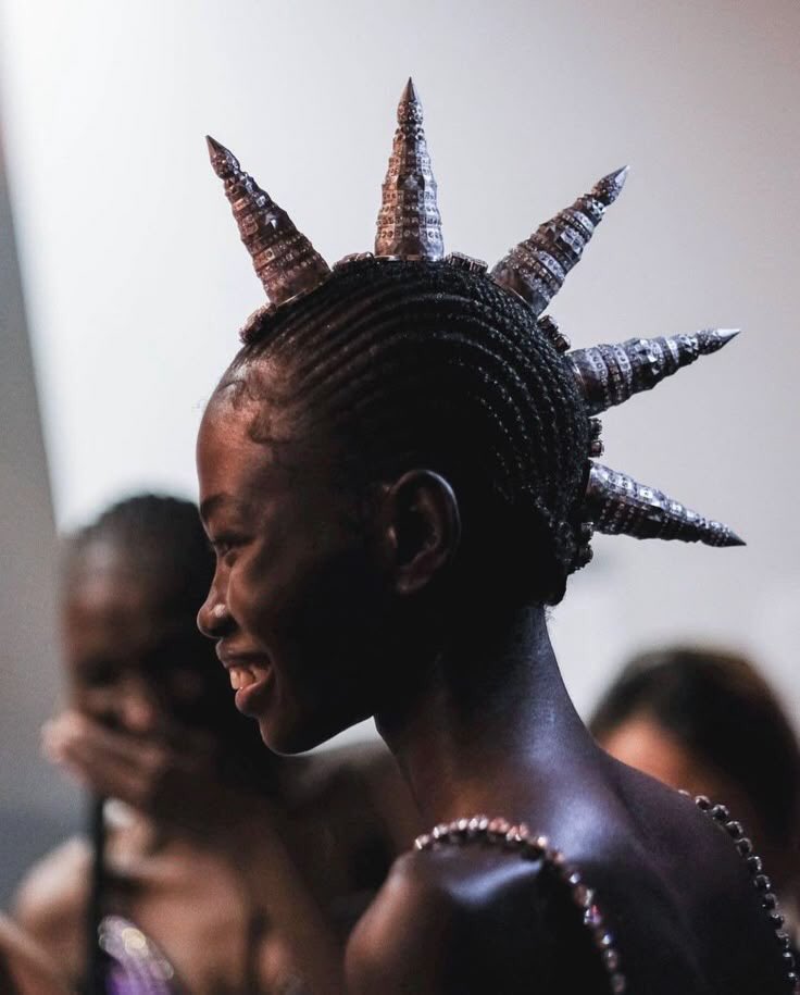 jpnmightbegod's tweet photo. Afrocentric hairstyles https://t.co/ucoqZmovSx