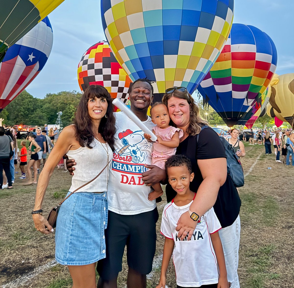ConnerPrairie's tweet photo. What a final morning! 🎈 Balloons filled the sky over Conner Prairie for one last competition to close out #JupiterFlights! https://t.co/VDpy8Fknql