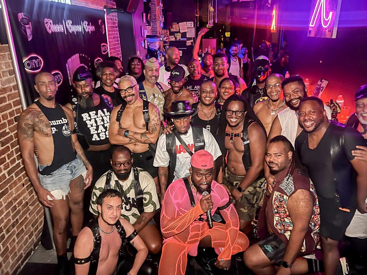 ONYXNYNE's tweet photo. Thank you to everyone who joined ONYX NY/Northeast last night at Lambda Lounge for HEAT! From the energy in the room to the leather, looks, fellowship, and fire play demo—you helped make the night HOT.

#ONYXNYNE #LeatherCommunity #BlackLeatherCommunity #LambdaLoungeNYC # https://t.co/YsyzealLee