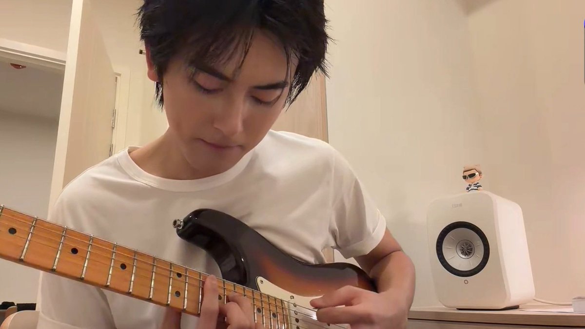 bbeebbx's tweet photo. เข้าใจทุกอย่างว่าทำไมถึงเคยมียุคหมอกร https://t.co/Ahw4KjqnuZ