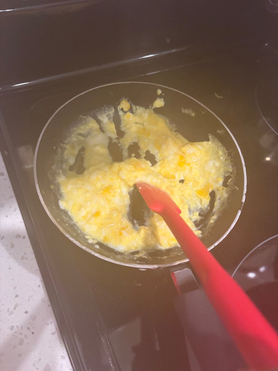 meliowcals's tweet photo. cooking https://t.co/6MVXDZiPGt