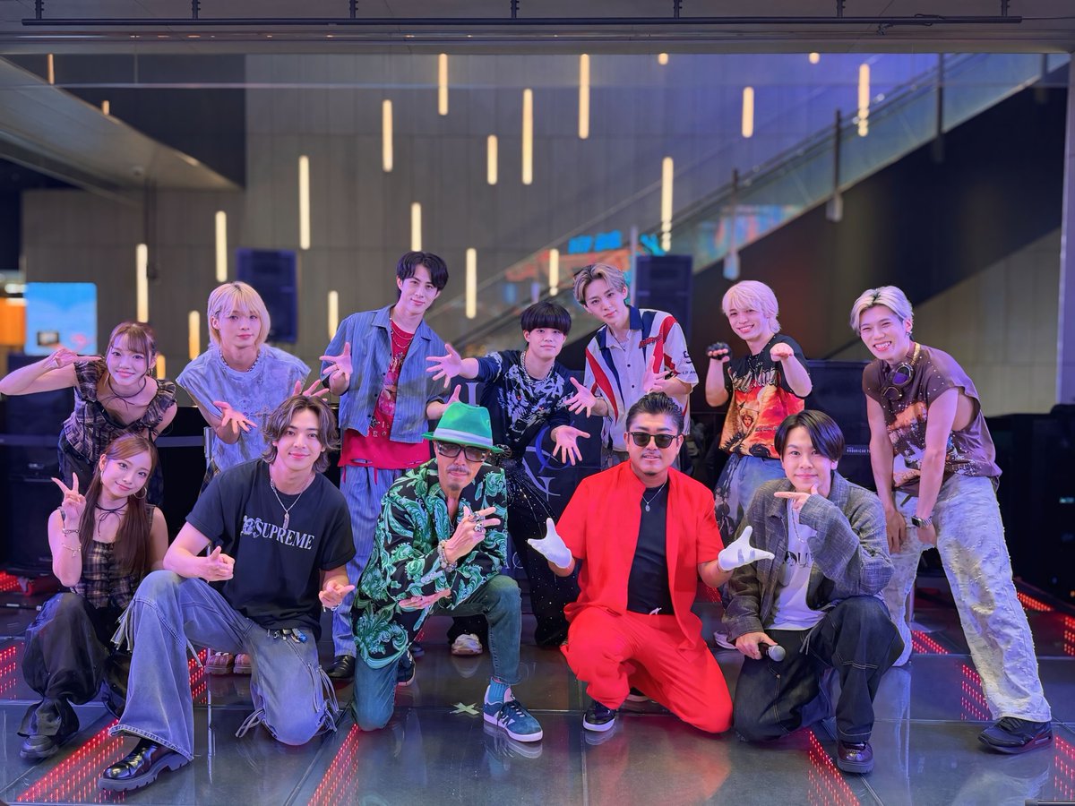 imu_promotion's tweet photo. 9/13 MUSIC FOR ALL in歌舞伎ホール

バン仲村さん@nakamura_tvtv 
Monster Cat'sさん @MonsterCats9 
RYUHEYさん @_ryuhey_16 
Bro.KORNさん

本日もありがとうございました！✨

⋆┈┈┈┈┈┈┈┈┈┈┈┈┈┈┈⋆

そしてIXAØN初の東京遠征3日間も
本当にありがとうございました🙇🏻‍♀️

3日間を通して、たくさんの方に出会い、
たくさんのステージに立たせていただき、
とても濃く、貴重な時間を過ごすことができました。

今回の遠征では、急な変更やご案内等により、皆様にご迷惑をおかけしてしまった場面もございました。
ご理解・ご協力いただき、そして温かく受け入れてくださった皆様に、改めて心よりお詫びと感謝を申し上げます。

そして、東京まで会いに来てくださった皆様、遠征先でも変わらず応援してくださった皆様、初めて会いに来てくださった皆様、本当にありがとうございます。

出演させていただいたイベント関係者の皆様、共演してくださった皆様、
3日間関わってくださったすべての皆様のおかげで、今回の東京遠征を無事終えることができました。

まだまだ成長途中のIXAØNですが、
今回いただいた出会いや経験を大切に、
これからも一つひとつのステージに全力で向き合っていきます🔥

次回、東京へ行くのは【2027年2月】を予定しています！🗼✨

また東京で皆様にお会いできることを楽しみにしています。

3日間、本当にありがとうございました！

⋆┈┈┈┈┈┈┈┈┈┈┈┈┈┈┈⋆

9/17はzoom企画です！
お申し込みの方にはリンク作成次第お送りいたしますので、zoomアプリを取得の上お待ちください🤲🏻

そして次回の定期LIVEは9/24！
チケットについては後日のお知らせをお待ちください🙇🏻‍♀️

#IXAØN