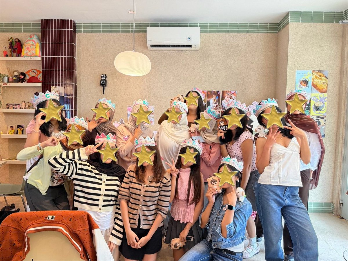 jsgchan's tweet photo. today well spent! 
for Sungchan's bday 🦌🤍

#25BloomWithSungchan 

&amp; thank u @deardeersc https://t.co/TLhLklwW5f