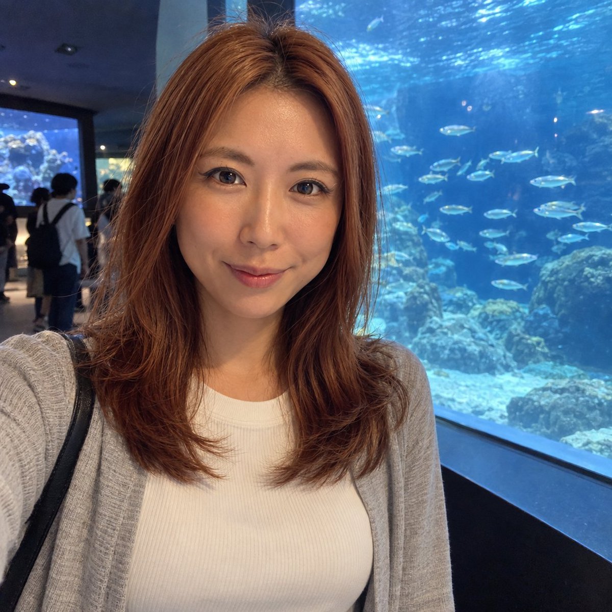 destiny_karr's tweet photo. 50歳以上の人ー？ 
 あんまいないかなぁ… https://t.co/PdNniAabhi