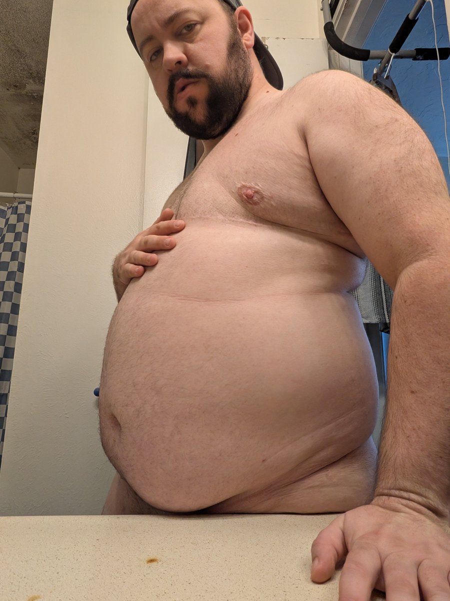 snackerdoodle2's tweet photo. Overate at breakfast https://t.co/NnB1QcDYnE