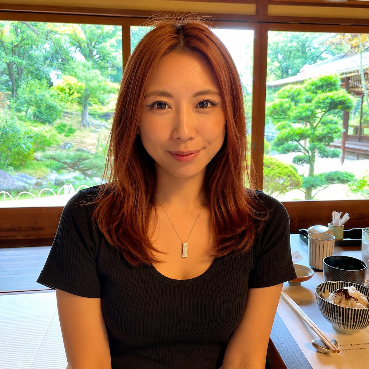destiny_karr's tweet photo. 男性のみなさんに質問です
  こんな41歳と一緒に過ごせますか     
①無理 
 ②いける https://t.co/k5naDMkYGI