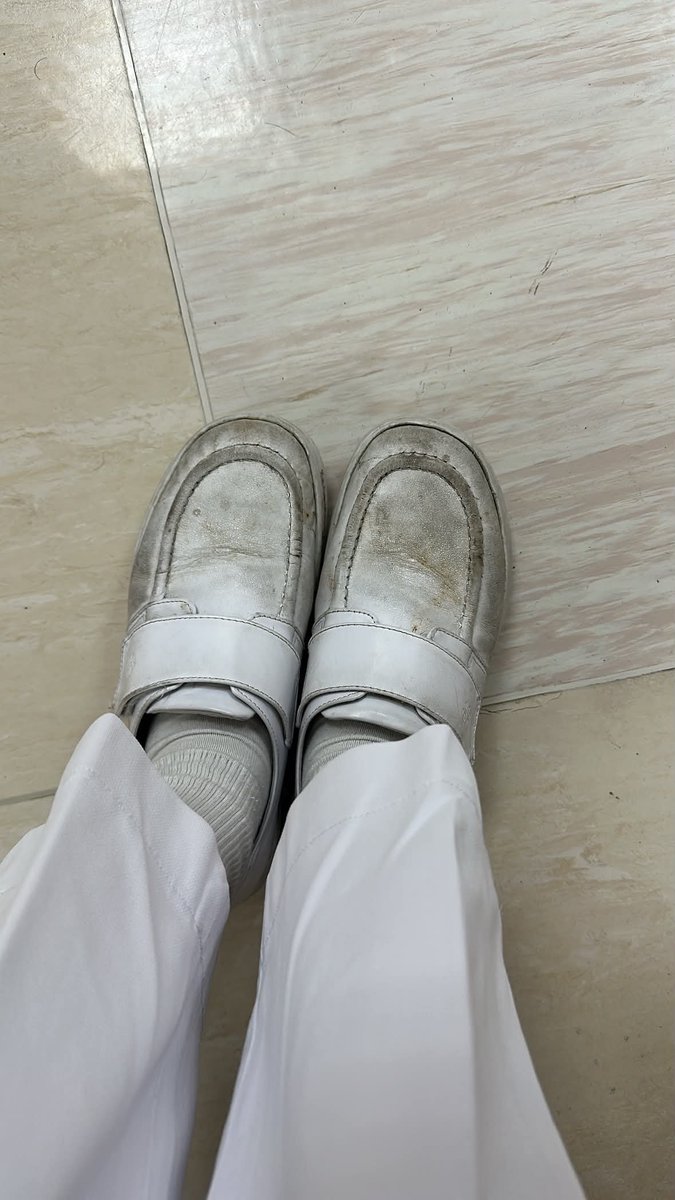 susjjnb's tweet photo. 我是一名護理師，這是我認真上班的證據 https://t.co/fZOwi3Fl5E