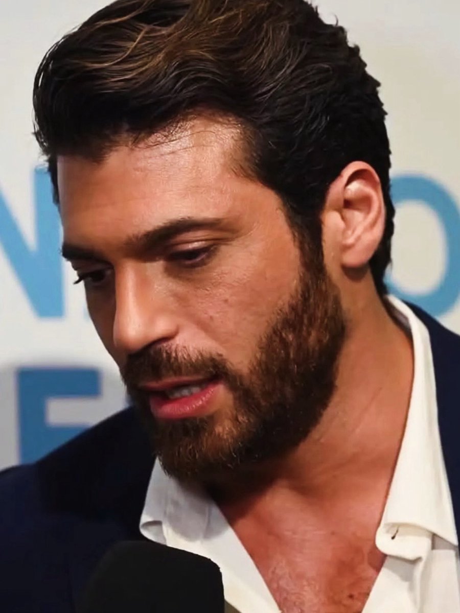 CanYamanNewsInt's tweet photo. #CanYaman ✨ iFest 2026 https://t.co/Ql5rJSzXsi