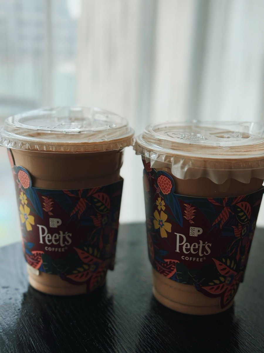 pipky729208's tweet photo. Just 3 steps for creamy iced matcha latte: whisk 1 tsp matcha + 1 shot hot water, pour over ice, top with oat milk. Perfect pick-me-up for lazy afternoons! https://t.co/ipz5RmIakW