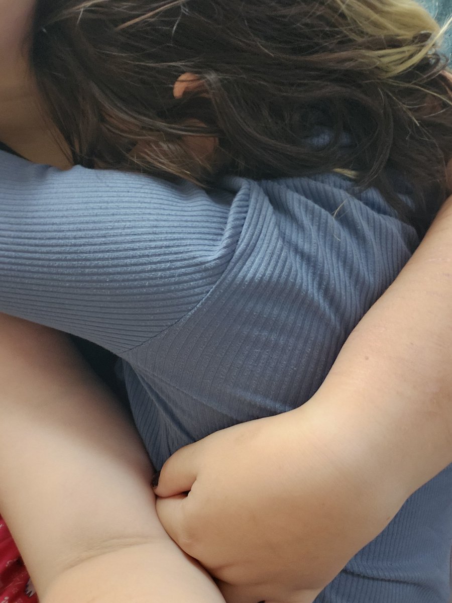 CIRCUSTRAGEDY's tweet photo. Mmm. So clingy pup is so clingy today. https://t.co/ZHvAcSF5gM
