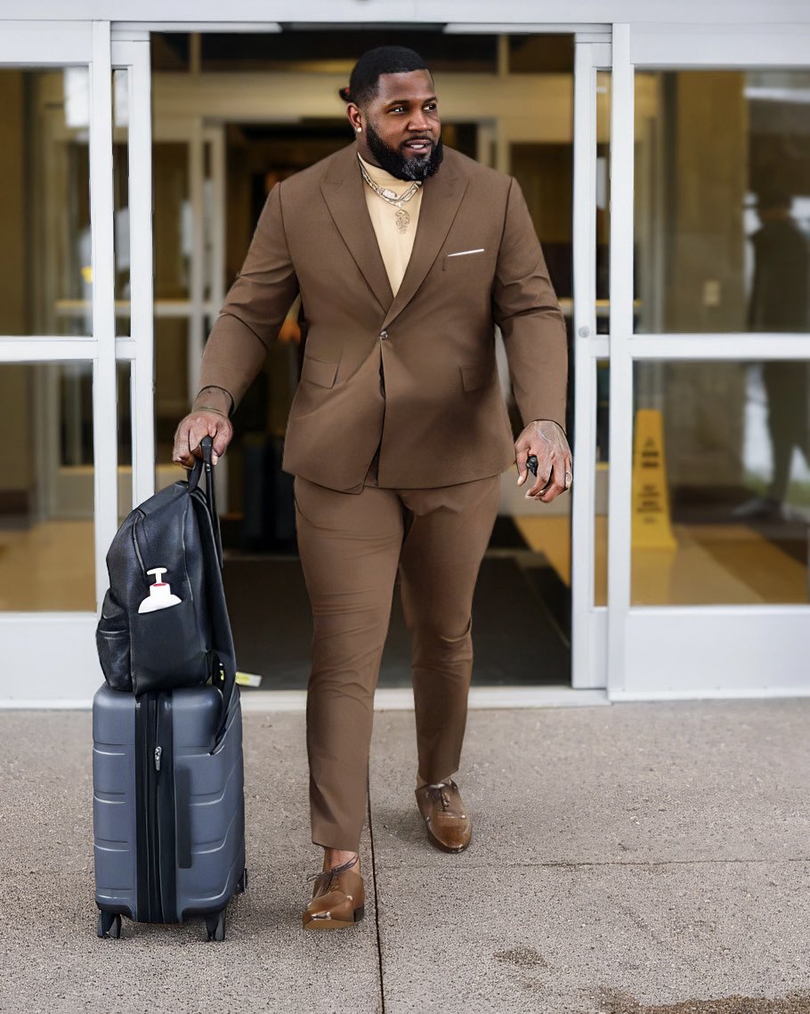 StateAndLiberty's tweet photo. Football season is finally here, and our guys won't be showing up underdressed. Suited, booted, and ready to roll for the 2026 NFL season. https://t.co/pTIjkxYCRs