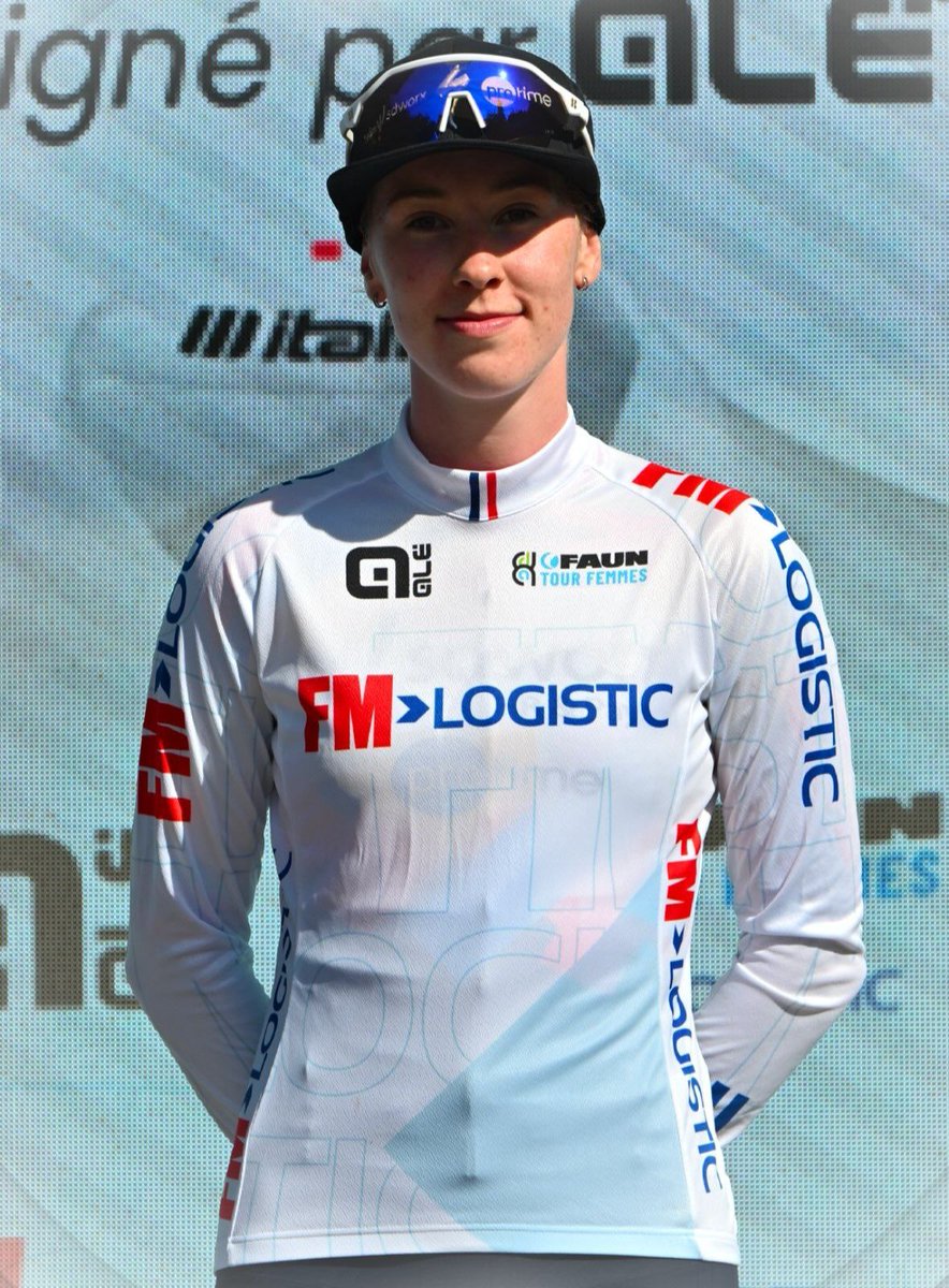 Bredeworld's tweet photo. It happened! 🙌
Nienke won the Best Young Rider's jersey at the #FaunTourFemmes! 🤍
She also jumped up one more spot to finish 4th overall 💪
What a legend! 🤌
Praise also to Elena and Carina, who rocked it together with Nienke as a trio since day 2 🎸
Well done, girls! 👏 https://t.co/YI6gZwz3Pn