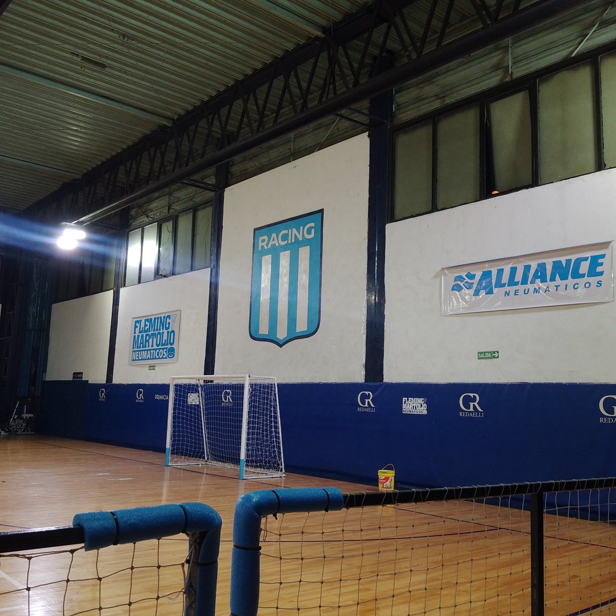 eduarc67's tweet photo. Es muy fácil ser Sponsor del Fútbol en @RacingClub pero mucha pasión para sponsorizar a los @DeportesRacing 
Alliance sigue bancado 
Gracias @GMartolio 🎓🙌🏼💪🏼👏🏼👏🏼👏🏼👏🏼 https://t.co/eU07aQFgKQ