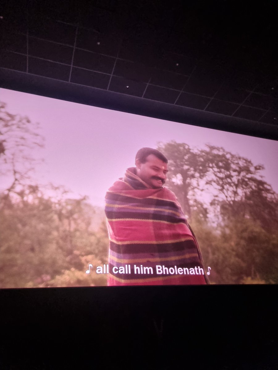 mayank_b_'s tweet photo. Just watched Hanuman Ansh 🙏✨

A quiet, powerful film on the life of Neem Karoli Baba — no over-the-top drama, no gimmicks, just pure devotion and storytelling that actually hits.

Proof that a story told with sincerity beats a story told with a big budget.

A must-watch. 🕉️ https://t.co/h8qn9SBKoT
