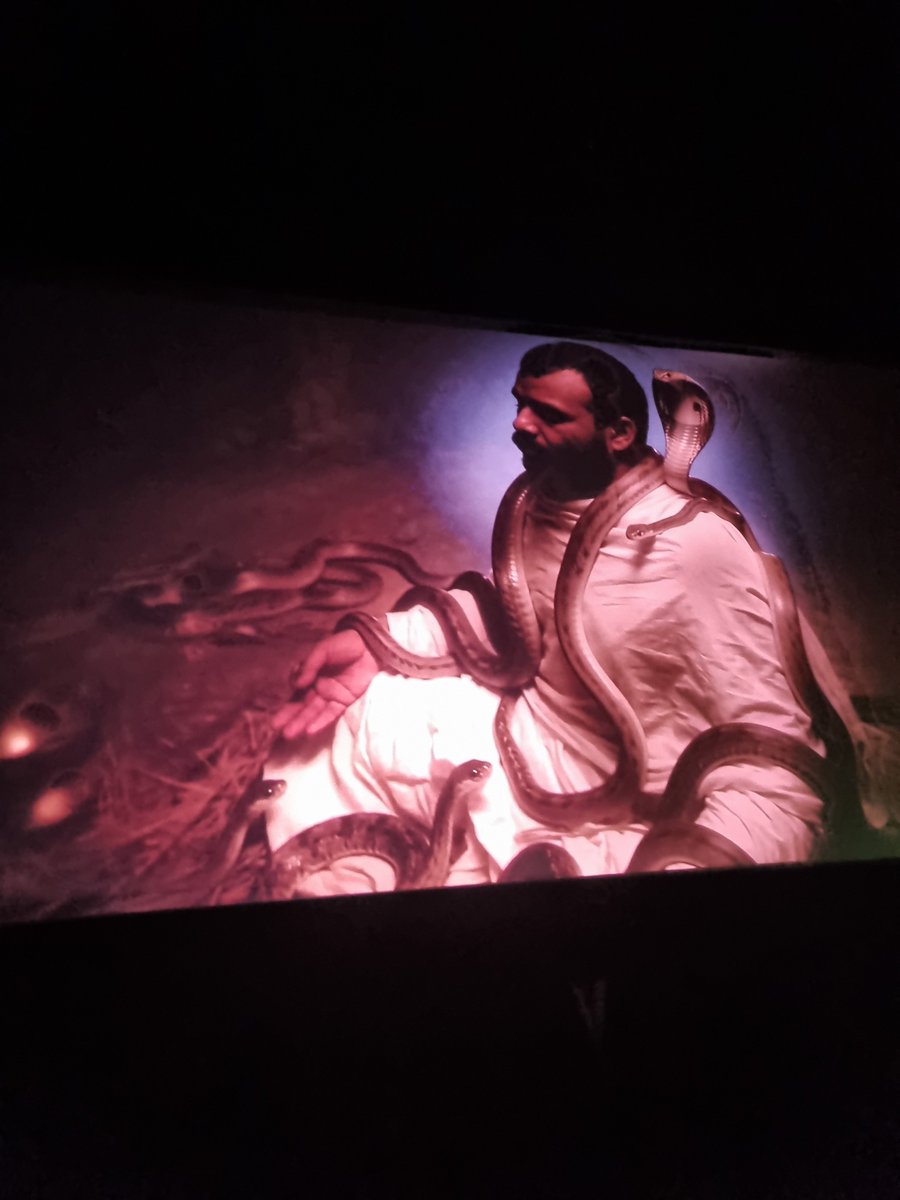 mayank_b_'s tweet photo. Just watched Hanuman Ansh 🙏✨

A quiet, powerful film on the life of Neem Karoli Baba — no over-the-top drama, no gimmicks, just pure devotion and storytelling that actually hits.

Proof that a story told with sincerity beats a story told with a big budget.

A must-watch. 🕉️ https://t.co/h8qn9SBKoT