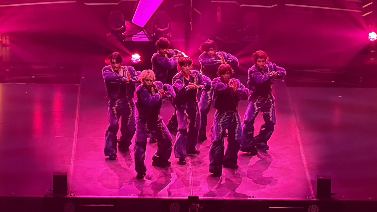 mks__asd's tweet photo. 動画を回しながら撮ったのでぶれぶれですがよろしければ写真もどうぞ🙇‍♀️ https://t.co/YcOyKeH56H