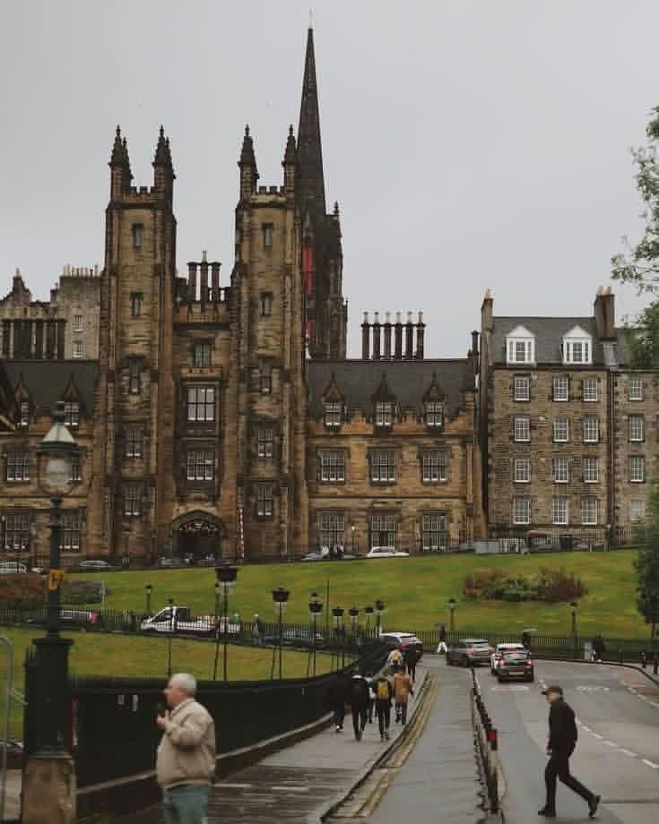 Alina_bloom79's tweet photo. Edinburg, Scotland 🏴󠁧󠁢󠁳󠁣󠁴󠁿 https://t.co/ogl885USF2
