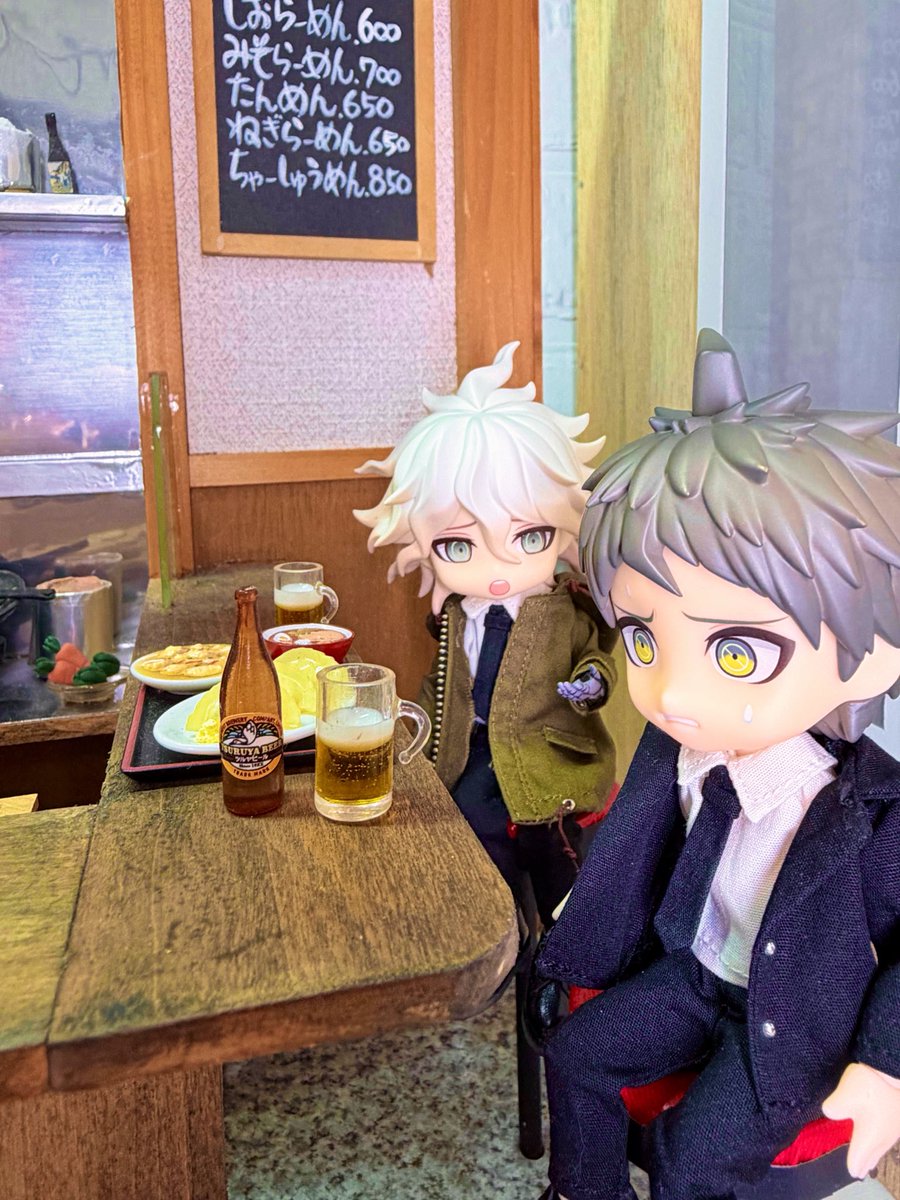 p1nkmtcl's tweet photo. 未機ぱろ日狛
仕事終わりにラーメン屋に来たよ🍜
（MarionnetteZONE さんで撮りました） https://t.co/Ce2zqJoyeh