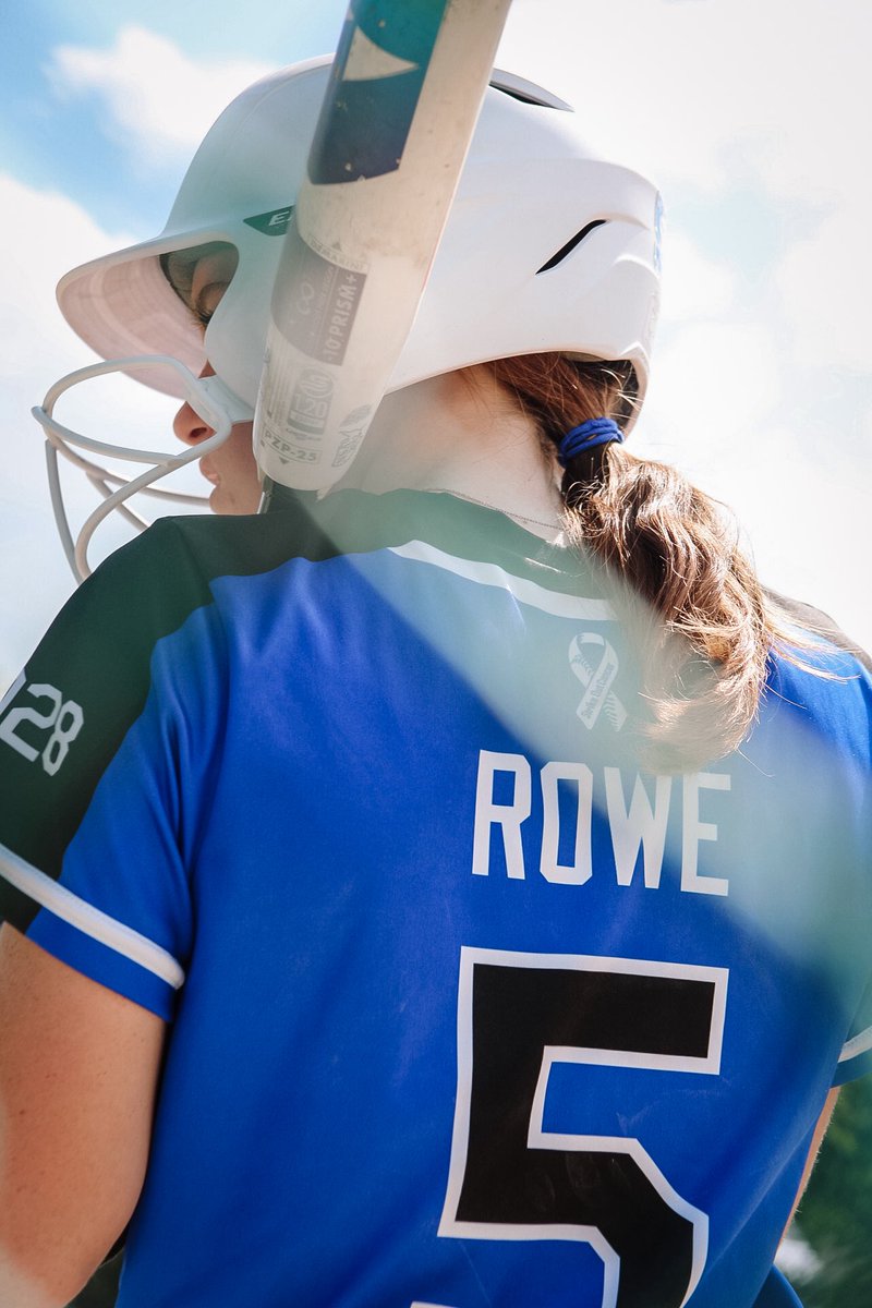 MollyRowe2028's tweet photo. Blue Chip continues. 12:30pm vs TN Mojo.
@FinesseAce16u @FinesseOrg @MIBlueChip @SBRRetweets @TopPreps @NatlSBRecruit @CoastRecruitsSB #uncommitted2028 #recruit #2028shortstop #2028slapper https://t.co/hc7k2u9COJ