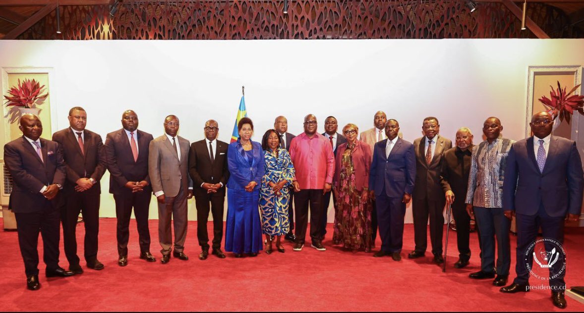 JoeBompaka's tweet photo. Un dialogue national ne peut réussir que s’il devient une démarche nationale.

La rencontre entre Son Excellence Monsieur le Président de la République, Félix-Antoine Tshisekedi Tshilombo, et la délégation de plateforme politique AAAP conduite par Son Excellence Tony Kanku Shiku constitue une étape importante dans la construction du dialogue annoncé.

Je salue particulièrement la volonté de porter cette démarche dans les 26 provinces. La cohésion nationale ne peut être pensée uniquement depuis Kinshasa : elle doit intégrer les réalités territoriales, les attentes de nos populations et la diversité de notre Nation.

Dialoguer largement, préserver nos institutions et construire un consensus autour de l’intérêt supérieur de la République : voilà la ligne que je soutiens. 🇨🇩

Joe Bompaka
Conseiller spécial de Son Excellence Tony Kanku Shiku

#RDC #DialogueNational #CohésionNationale #PEPAAAP