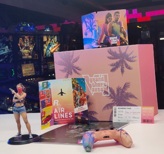 CJJRRM01's tweet photo. GTA 6 Collectors Edition LEAK
#GTAVI #GTA6 https://t.co/9dTFE04IvY