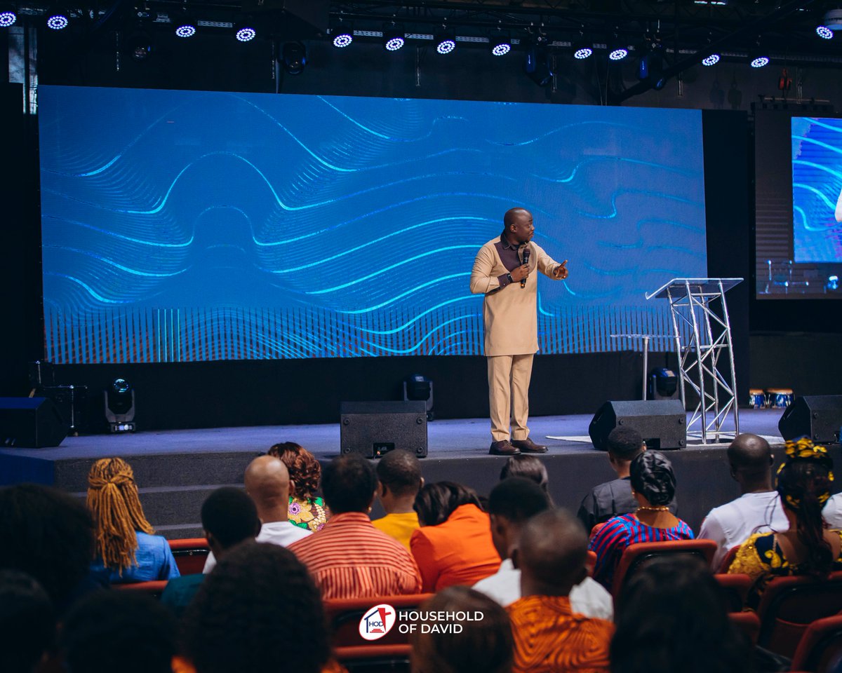 HODChurchNG's tweet photo. Drink the Word. Internalise the Word. Dwell on the Word. Such that when people see you, they see the Word of God take expression in your life.
#HouseholdOfDavid #HODChurch #ShoutsOfJoy #ThirdService https://t.co/x8HUBFFmEA