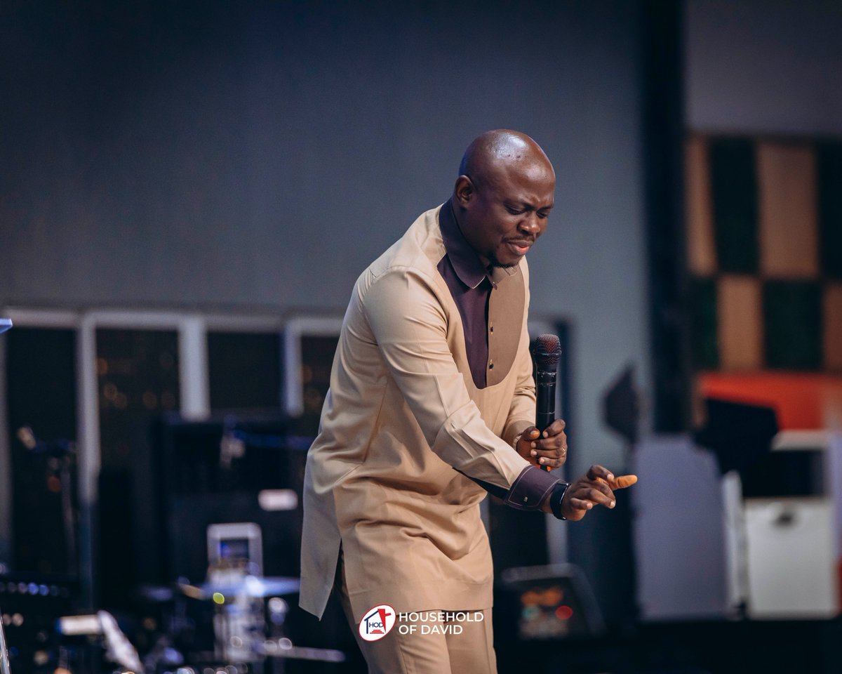 HODChurchNG's tweet photo. Drink the Word. Internalise the Word. Dwell on the Word. Such that when people see you, they see the Word of God take expression in your life.
#HouseholdOfDavid #HODChurch #ShoutsOfJoy #ThirdService https://t.co/x8HUBFFmEA