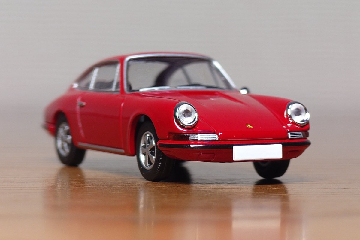 nyugawa11's tweet photo. トミカリミテッドヴィンテージ
Porsche 911S 67年式 https://t.co/Gl6L1UmjGa