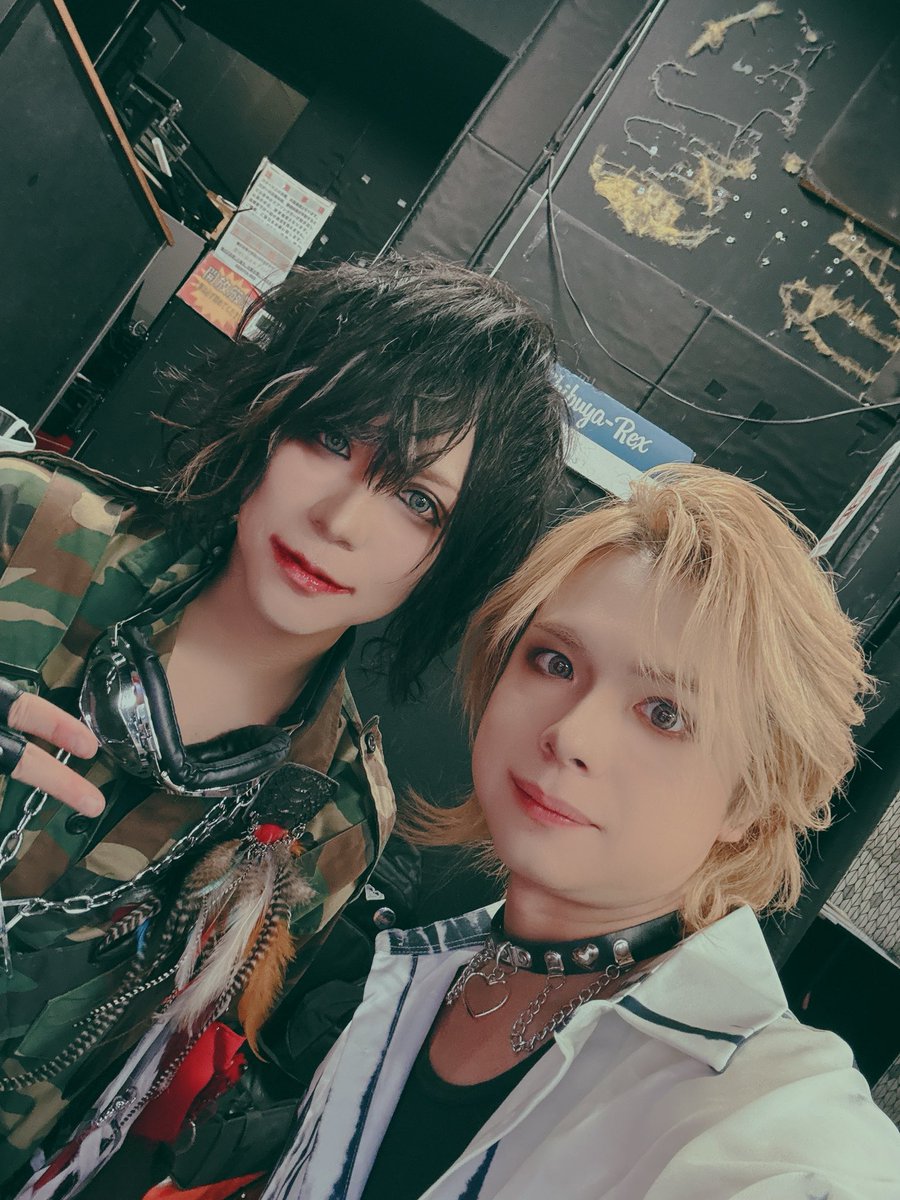 opera_ayame's tweet photo. この歳になってもジャンヌを弾ける喜びはもちろんのこと、同じくジャンヌとABCを愛し続けるファンの方々、バンドマンの方々とこうして一緒に同じ空間を楽しむことができることがなによりも幸せです！
最高の二日間をありがとうございました！

来年のO-EASTもお楽しみに！！
#ABCvsJanne https://t.co/3zv5RhyjKt