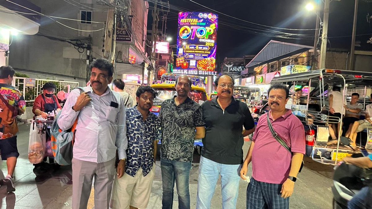 Takeabreakv's tweet photo. 🇹🇭✨ Thailand memories made! From the vibrant streets of Pattaya to the energy of Bangkok, our recent private trip was filled with unforgettable experiences, laughter &amp; beautiful moments. ❤️✈️

Thank you for choosing **Take a Break Vacations**! 🌴

#Thailand #Pattaya #Bangkok https://t.co/ePzXX7e1YJ