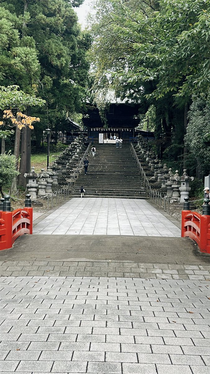 Piaceremiyagi's tweet photo. 昨夜の練習は丁寧に音の確認をしてもらいましたって私が1番音がとれてなくて、私の音の確認て感じでした😅
このパートのここの音をよく聞いてとか一緒に歌っちゃえばとか皆さんにいろいろアドバイスを頂き感謝でした🙇🏻‍♀️
そして今日は仙台東照宮と野中神社に行ってきました⛩️
#女声合唱
#合唱仙台 https://t.co/u2O9RWbD5T