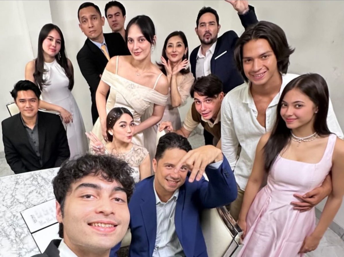 trashkeeyy's tweet photo. COBA JELASKAN MAKSUD DARI POSE MORA DENGAN BAHASA BAYI??? 😭😭😭😭😭 MAKSUD GUEEEE INI GA TAKE NIH KAK?????😭😭🤭🤭 https://t.co/ZoAsEMJZPf