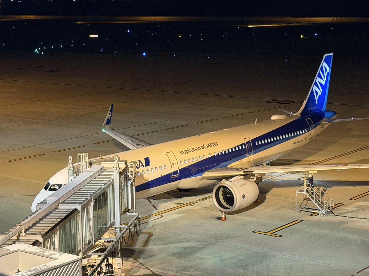 shio_ken's tweet photo. 神戸空港なう。不毛な遠征でしたが、これから帰京します。 https://t.co/MMF06Xxsdn