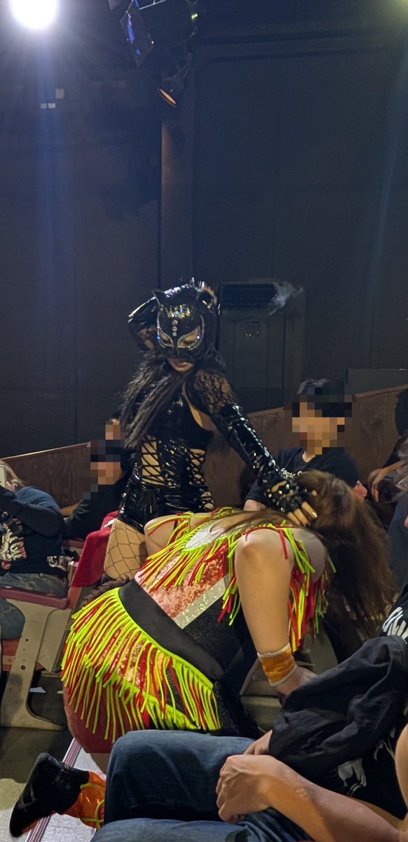 mamas7445's tweet photo. とにかくカッコよすぎるRIRU様がこの度ベルトを獲られた事を報告いたします💖💖💖💖
ほんまに嬉しい!!!!最高!!!!!💖✨✨✨🐈⬛
RIRU様おめでとうございますーー!!💖👑
#道頓堀プロレス13周年記念
#KRAMPUS
#RIRU https://t.co/ptNO7djray