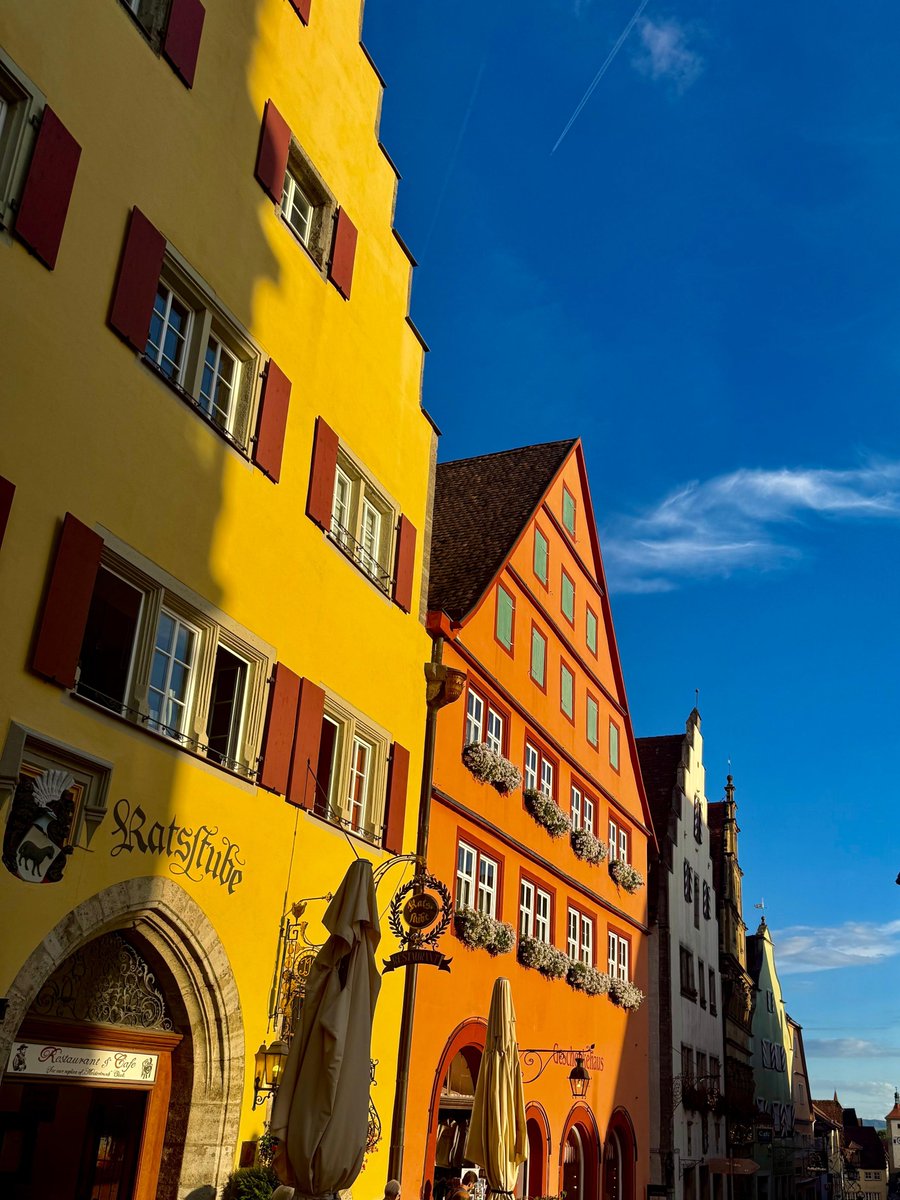 _sadeceleyy's tweet photo. masal şehir 🧚
📍 Rothenburg, Germany https://t.co/1gwmTSljlj