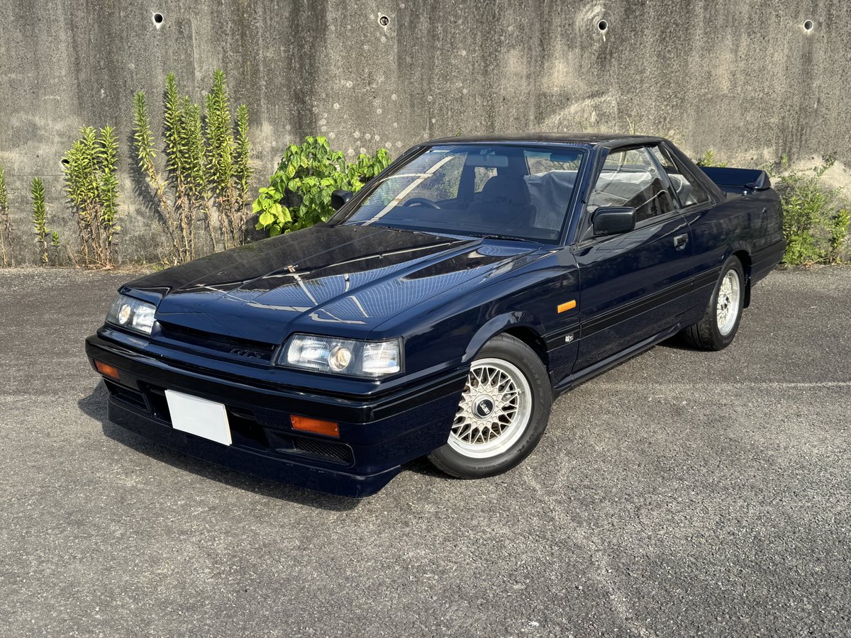 nissan_neokura's tweet photo. KPBのHR31スカイライン

ホモロゲモデルのGTS-R

抹消前「徳56」ナンバーでした

現在、イベント展示専用車両として保管中です https://t.co/pTELGAmmpO