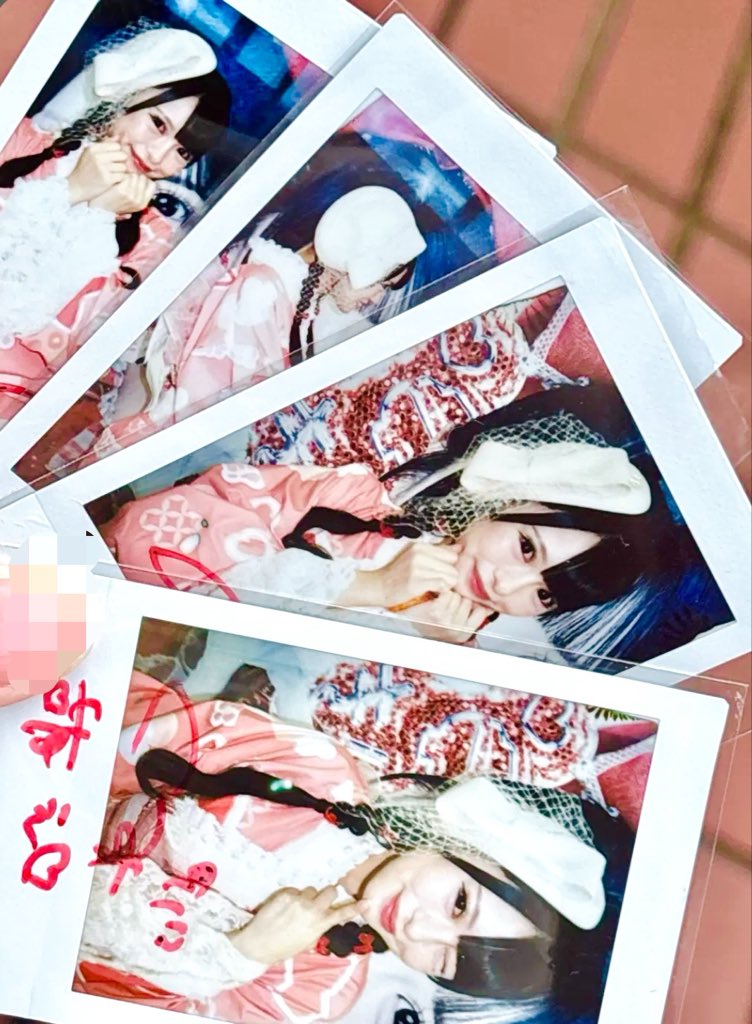 erima_life's tweet photo. 浴衣大特典会1部❣️

りりたんに初めましてしてきた꒰՞> · <𓈒՞꒱

本当に存在することにびっくりしている…！とか言っちゃうし、パニクっちゃって全然お顔見れなかったけどお顔も声も最高に可愛くてもっともっと大好きになったよ(ᐡ•̥  •̥ᐡ)❤️

これからいっぱい会いに行くね❣️

#りりたんもぐもぐ https://t.co/UuSKnv97JO