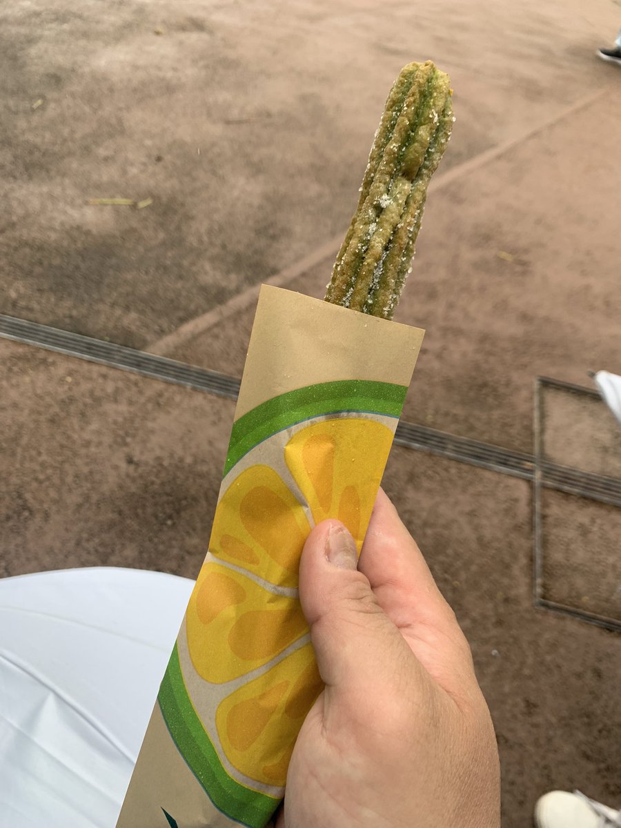 aiRa0690's tweet photo. おもろかったぁ
また食べ歩きしながら行きたいジャングリア😭
ご飯🍚おいしかったんよ、、、、 https://t.co/u095XPRqSq