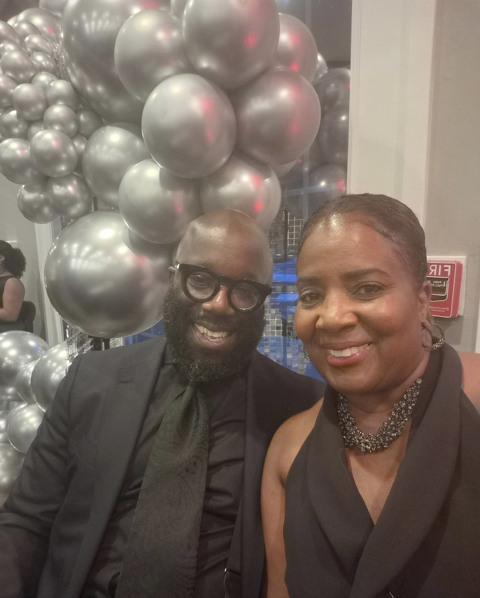 _charlesbarrett's tweet photo. Celebrating Black love with my Black love.

Also, she’s fly.

🖤 https://t.co/ZFFQqvxe8F