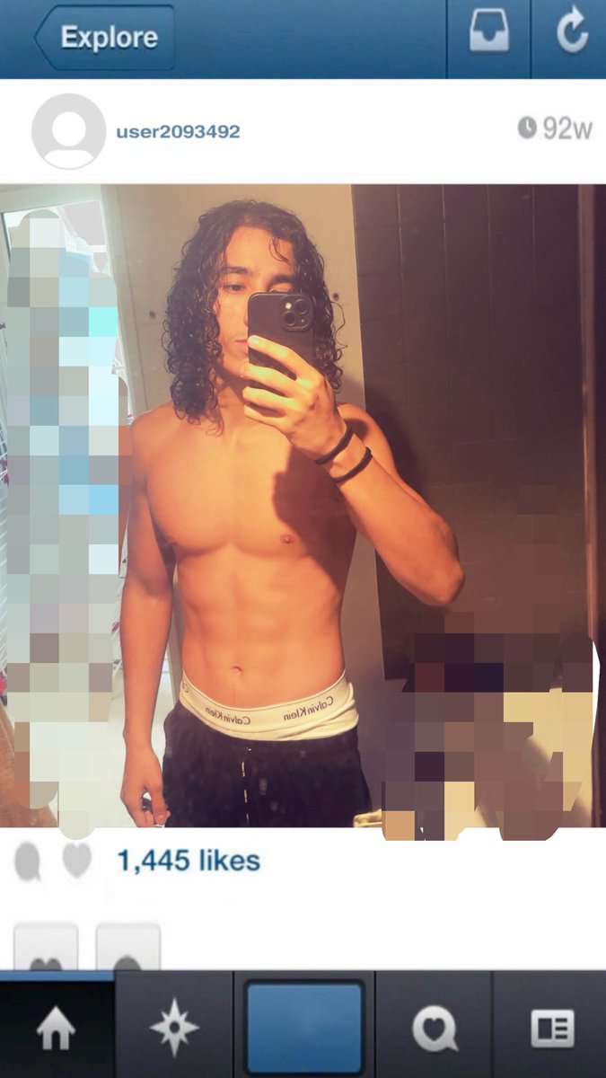 ZIN0NIX's tweet photo. Les skinny et skinny fat de ma TL lâchez rien les frr, je vous met mon évolution si ça peut en motiver ❤️❤️❤️ focus les brother https://t.co/bdZlQYZJek