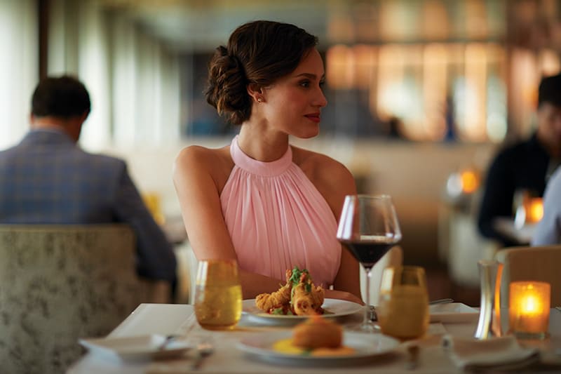 BSTvacations's tweet photo. As a premier Suite Class restaurant, Luminae offers a curated culinary journey with exquisite dishes crafted by talented chefs. 🍽️

Contact me today to book your Celebrity Cruise and dine at Luminae! 📞🛳️ #Luminae #theretreat #bookcelebritycruises https://t.co/PfVCuWUyPj