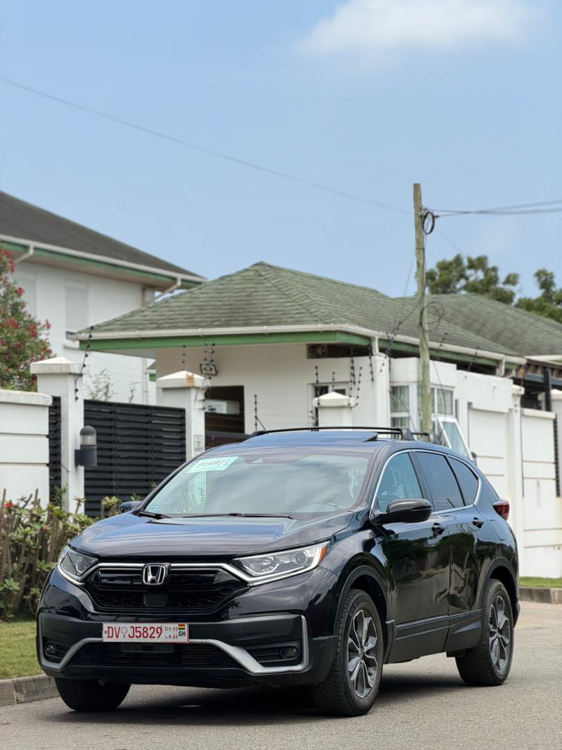 banaUTD's tweet photo. Flash Sale
-2022 Honda CRV EX-L
-Engine 1.5L
-Odometer 79k miles
-Sunroof
-Remote start/Push to start
-Collins mitigation sensor 
-Lane departure sensor
-Apple CarPlay/Android Auto
-330k cedis. https://t.co/nTedonMRYr