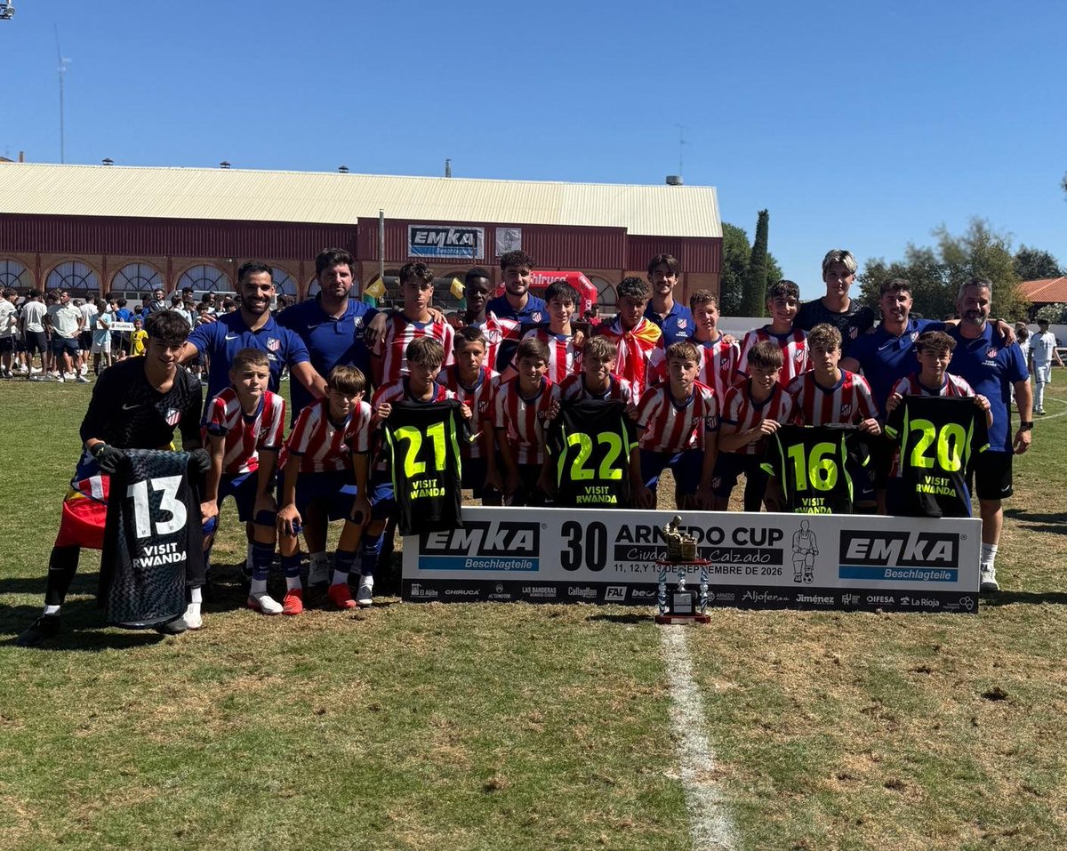 AtletiAcademia's tweet photo. ¡Campeones de la Arnedo Cup! 🏆

El Infantil A venció en la final al Real Madrid por 1-0 🙌

¡Gran trabajo, equipo! 👏 https://t.co/8kMiqFaKsg