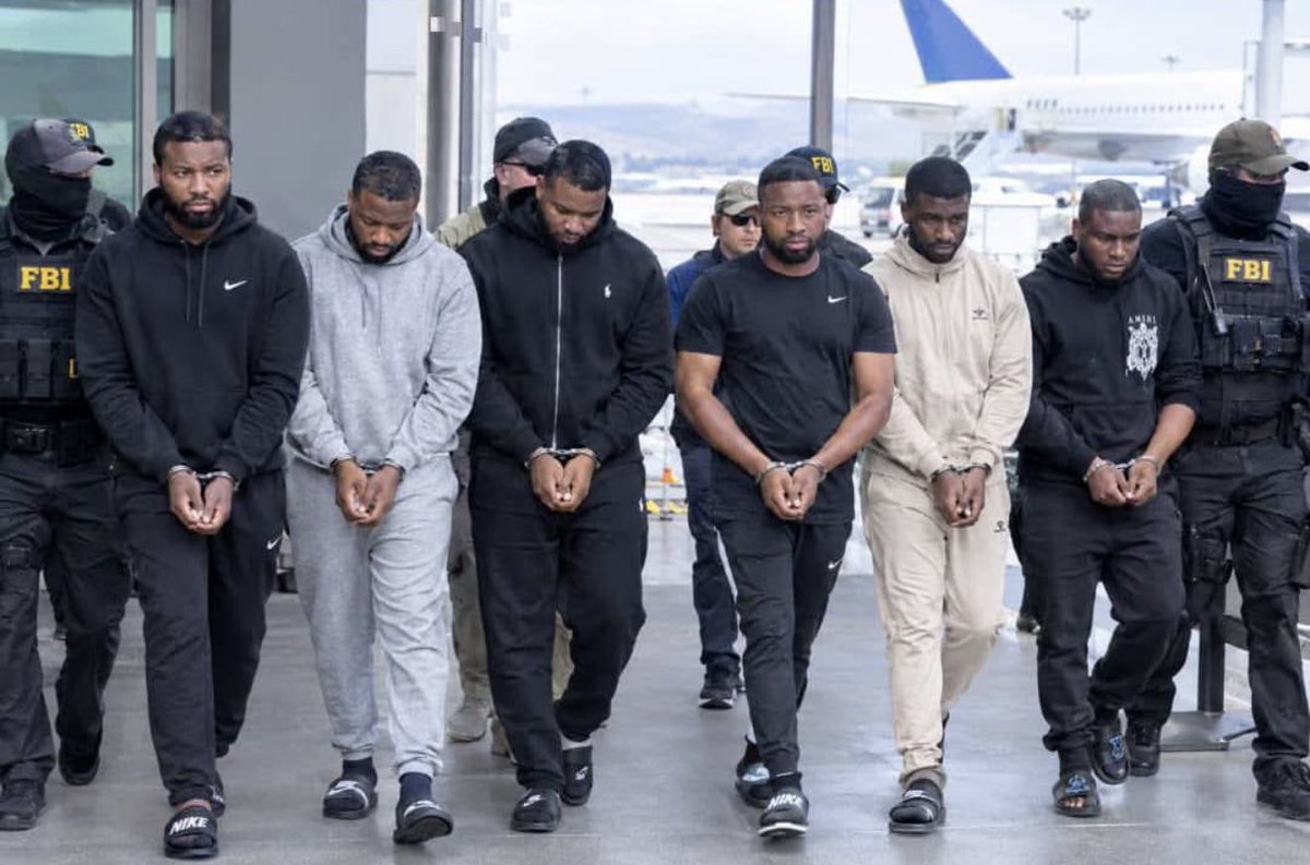 Ndlombango's tweet photo. They were escorted out of RSA by the STF, they were welcomed by the FBI when they landed in the US. Nigerian criminals https://t.co/BtH05FwtFf