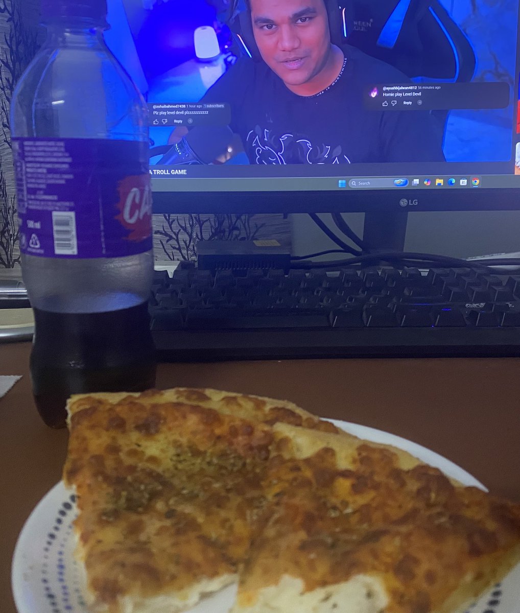 IamHammad08's tweet photo. Peak break-time fr 💅 https://t.co/y1AzGXF6NY