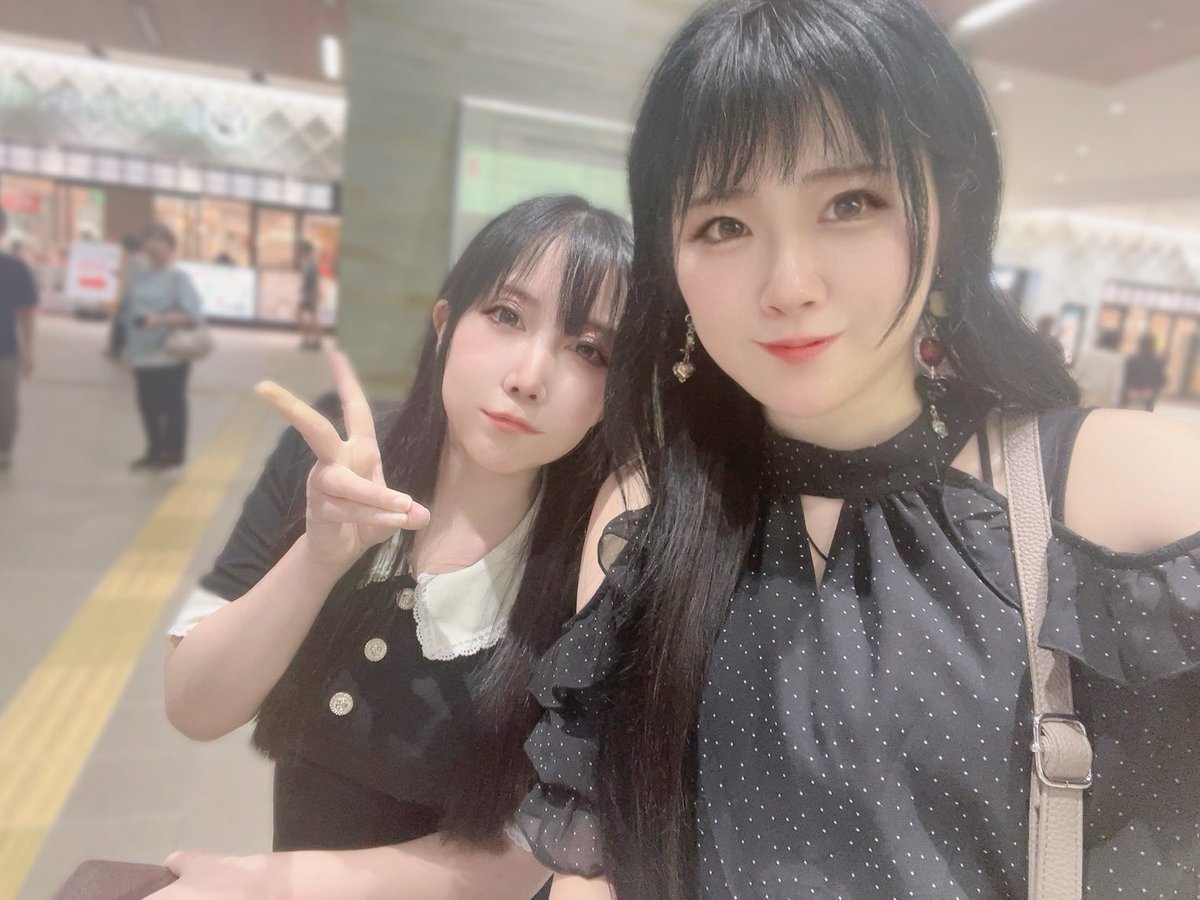 ricoccha0402's tweet photo. ここさん見送ったʕʘ‿ʘʔ
また大阪でっ✨ https://t.co/wXnyXF5tvI